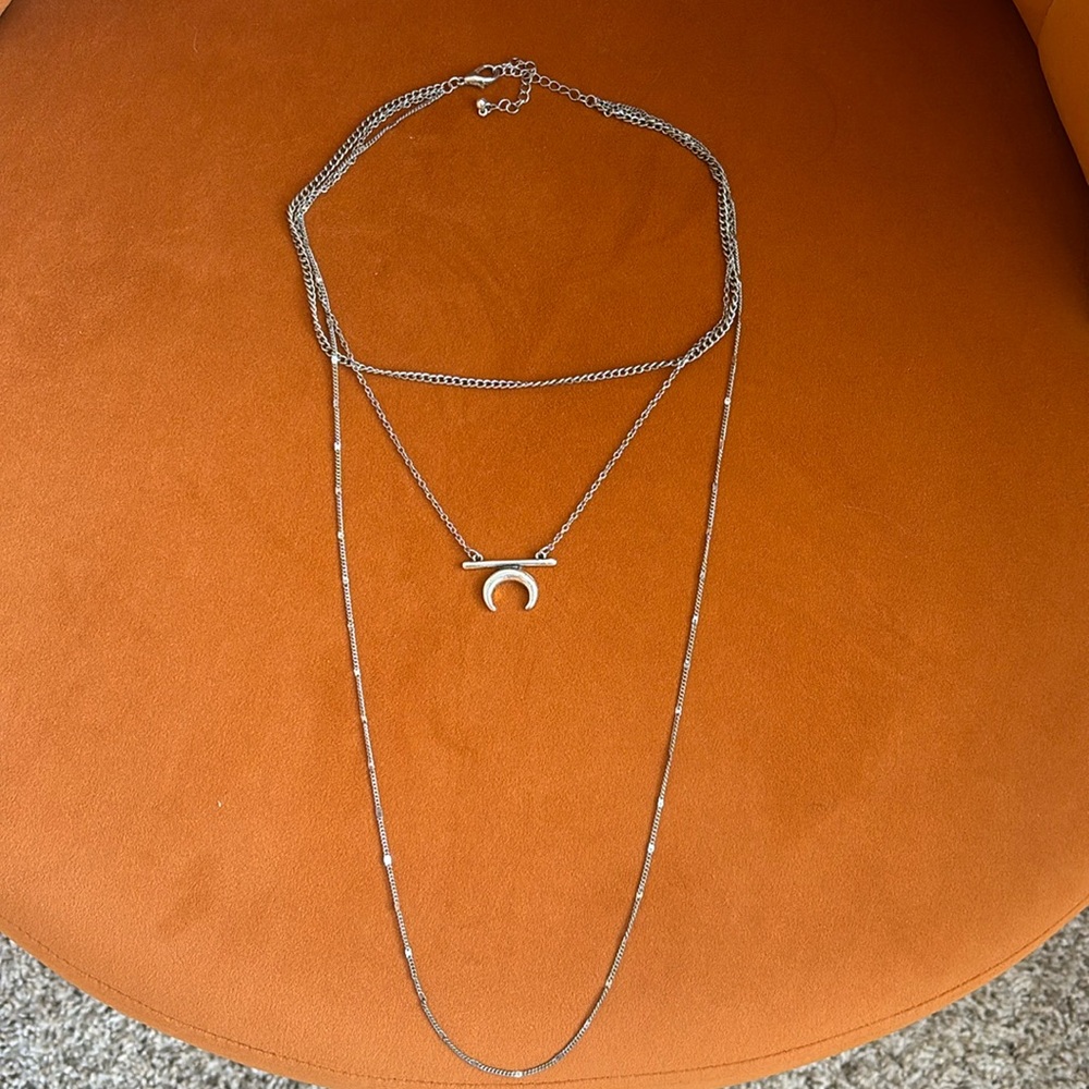 Urban Outfitters Western Horn three layer silver necklace